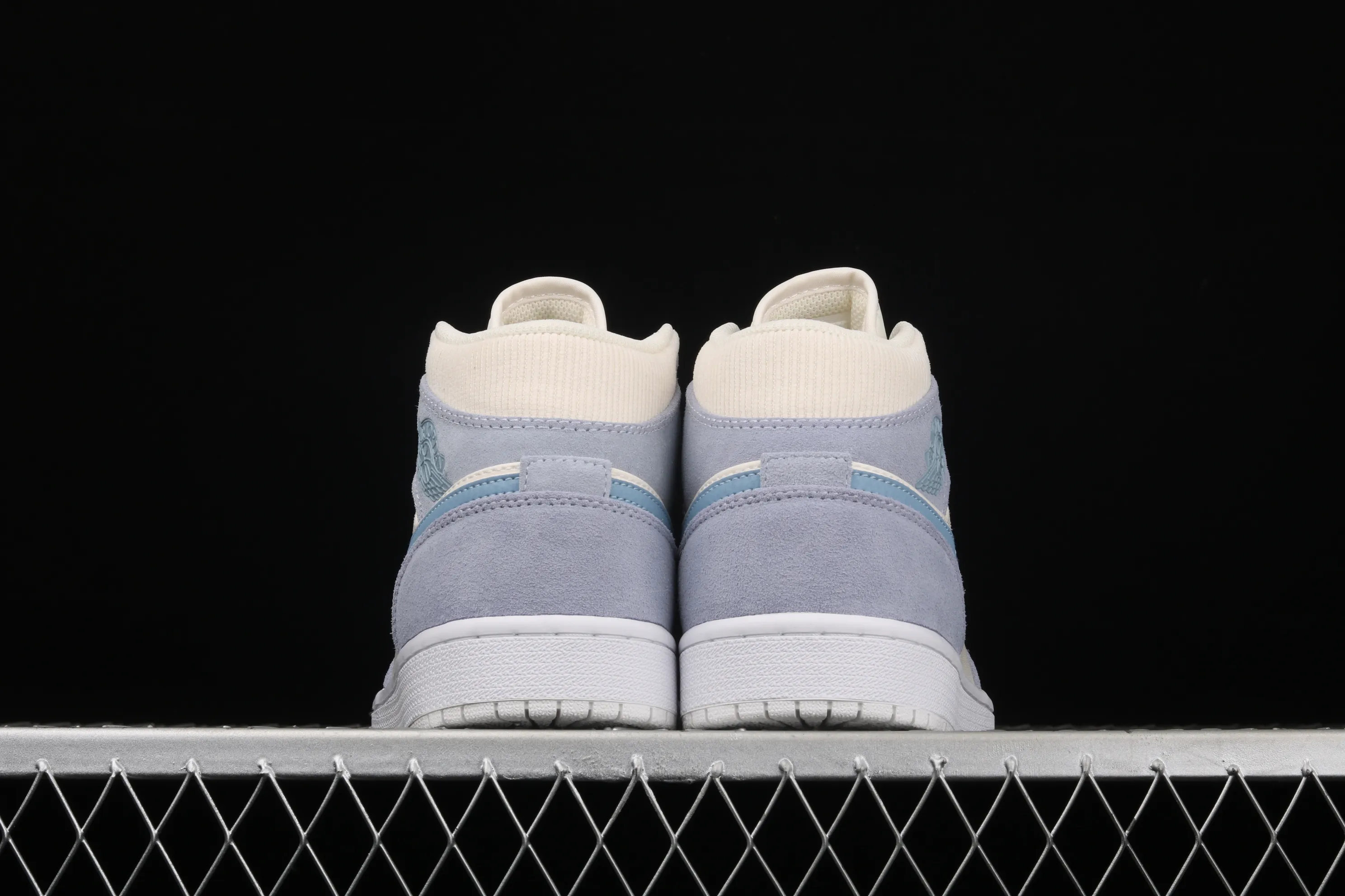 All categories Air Jordan Jordan series basketball shoes Air Jordan 1 Mid Air Jordan 1 Mid AJ1 Joe 1 China suede splicing blue DA4666-100